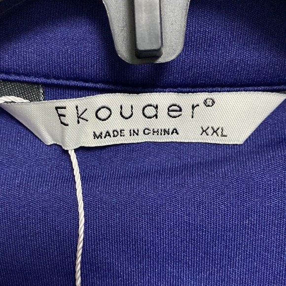 EKouaer Front Zipper Tank Top - Picture 2 of 3